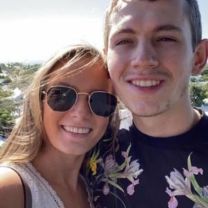 Meet your Posher, Sharon